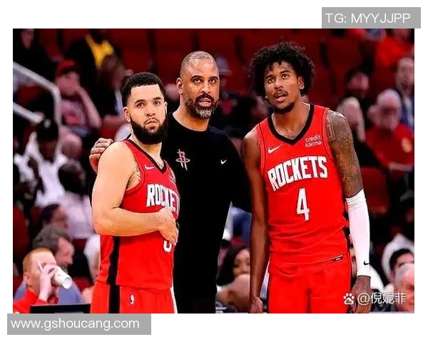 狼说足球十大球星群体解析 揭秘足球巨星的风采与成就 狼说足球十大球星群体解析 揭秘足球巨星的风采与成就