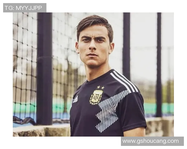 高颜值足球球星帅气合集 球场上的英俊风采与运动魅力 高颜值足球球星帅气合集 球场上的英俊风采与运动魅力